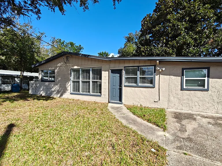 2921 Mansion Rd — Photo 3
