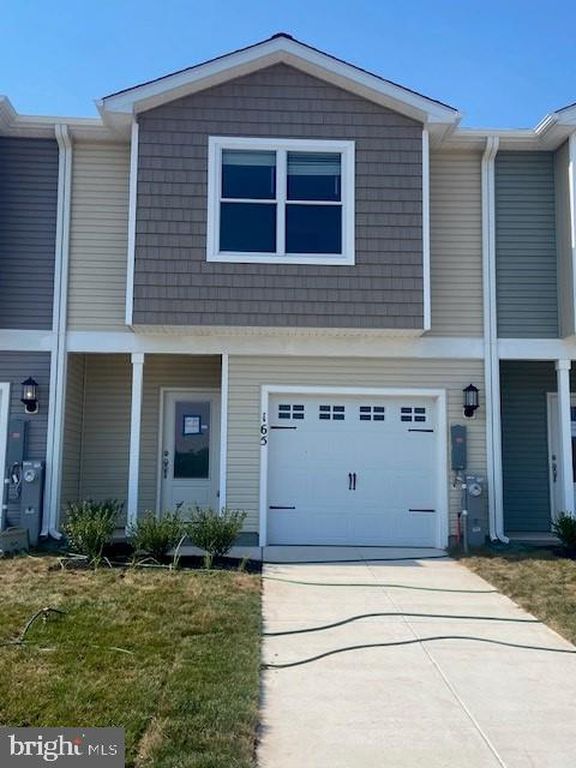 8165 Bartholomew Ct, Baltimore, MD 21206