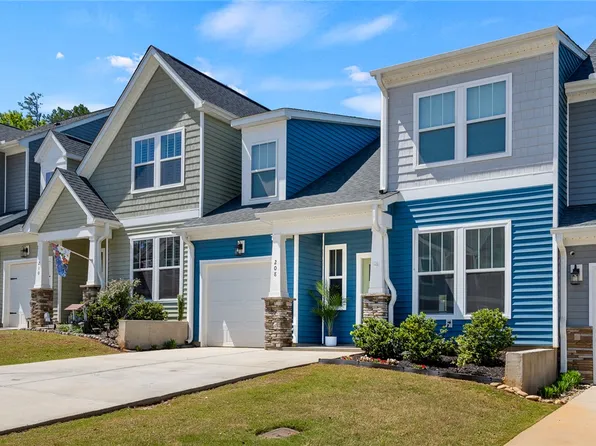 208 Rosecroft Dr, Easley, SC 29642