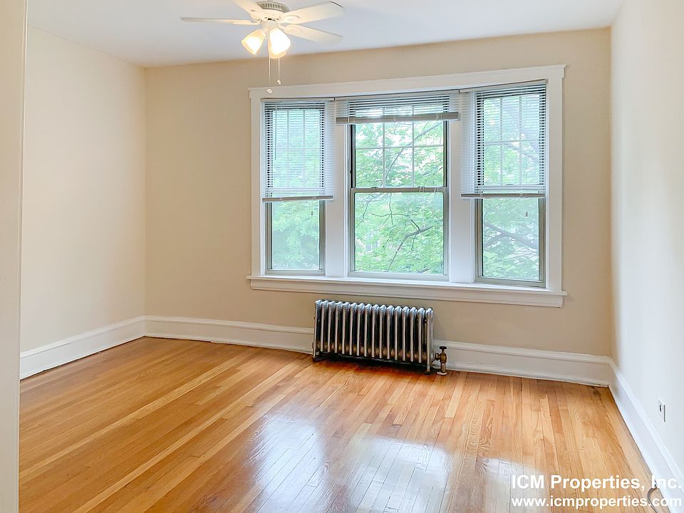 1st image of 1607.3 W Berteau Ave #2