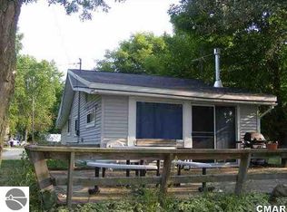 428 W Pearl St, Crystal, MI 48818