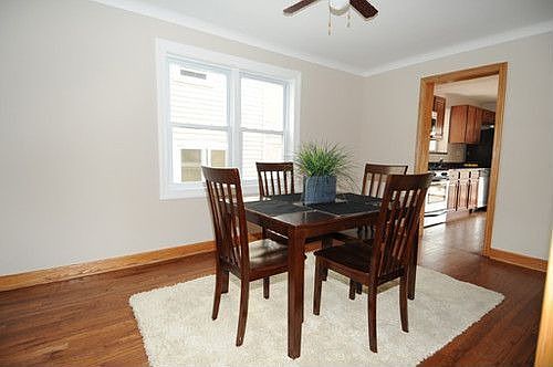 4th image of 3325 N Odell Ave