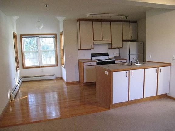 Kitchen - Dining