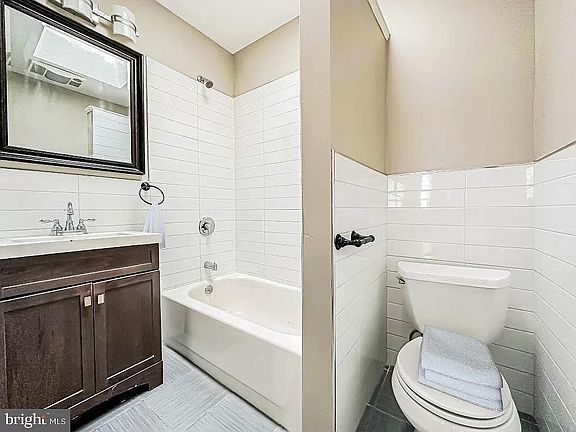 3rd image of 6501 Haverford Ave APT 4