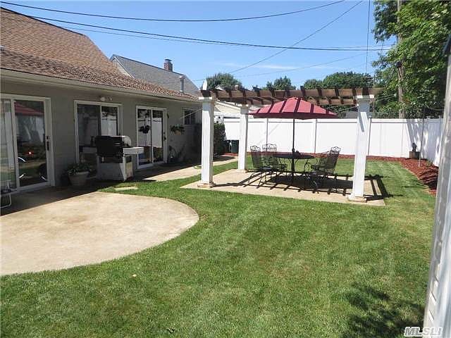 2nd image of 97 Blueberry Ln