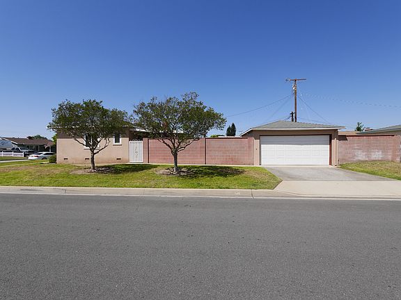 4th image of 1239 E Louisa Ave