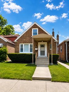 9755 S Maryland Ave, Chicago, IL, 60628