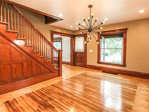 4th image of 69 Hazen St