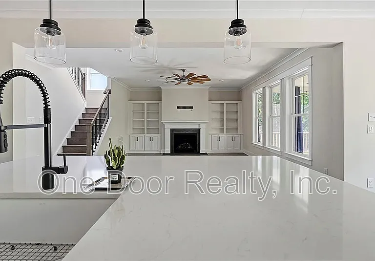 5320 Linkshire Ln — Photo 15