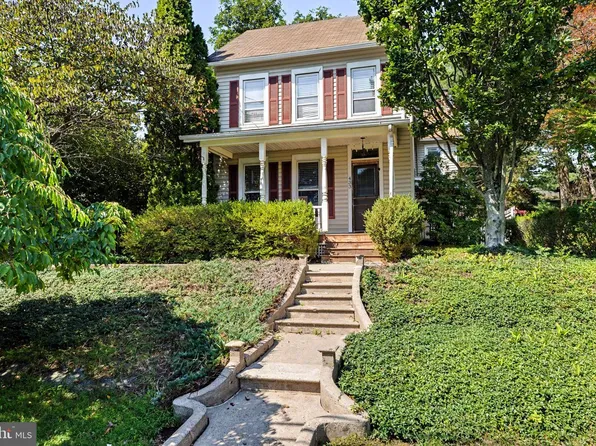 433 Easton Rd, Riegelsville, PA 18077