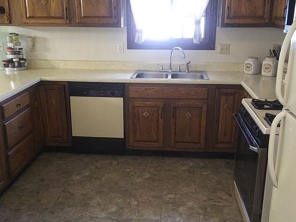 4th image of 5623 W Cherokee Path