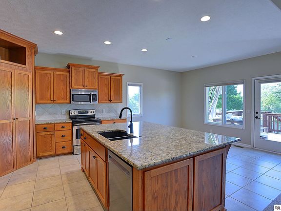 5th image of 15213 Norwick Dr