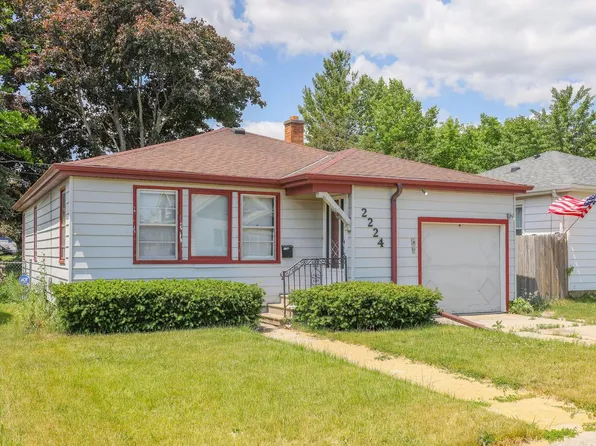 2224 Carlisle AVENUE, Racine, WI 53404