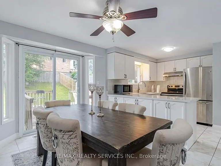322 Benesfort Cres — Photo 6
