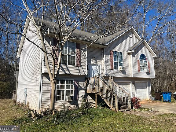 3rd image of 7061 Regency Ln