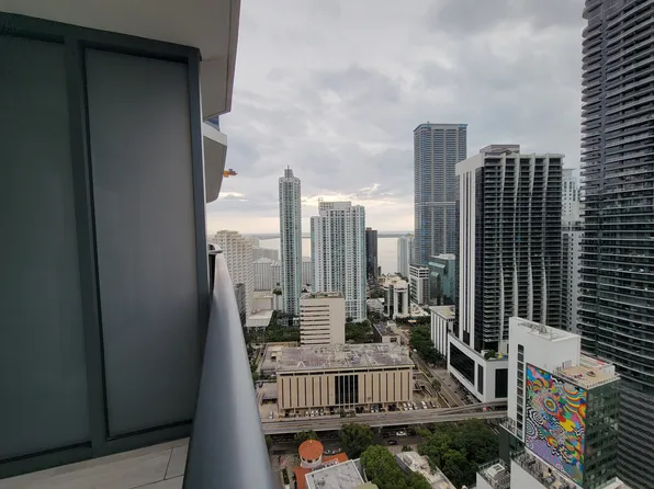 45 SW 9th St, Miami, FL