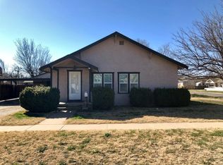 509 W 10th St, Plainview, TX 79072