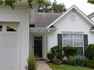 302 Spring Lake Dr N, Mobile, AL 36695