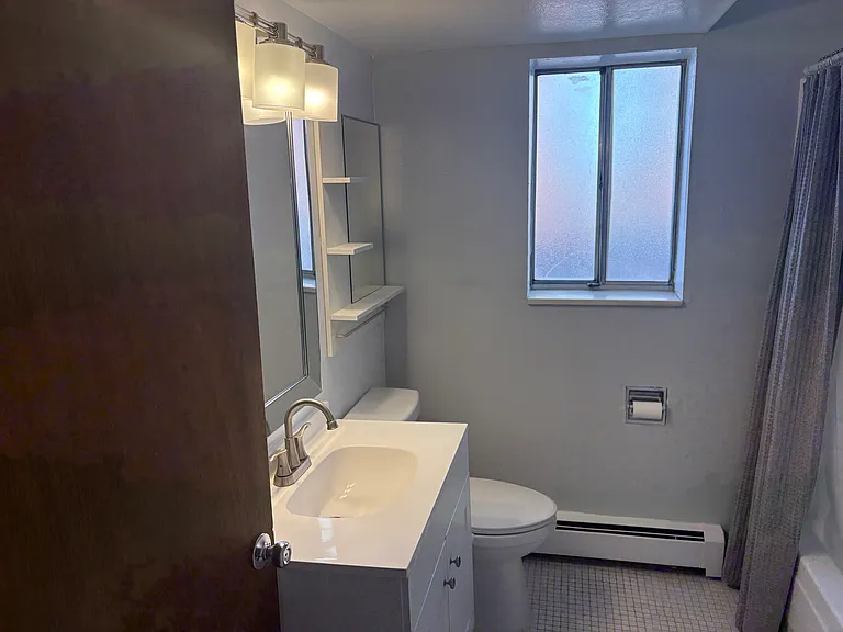 2457 S Lincoln St #2 — Photo 11