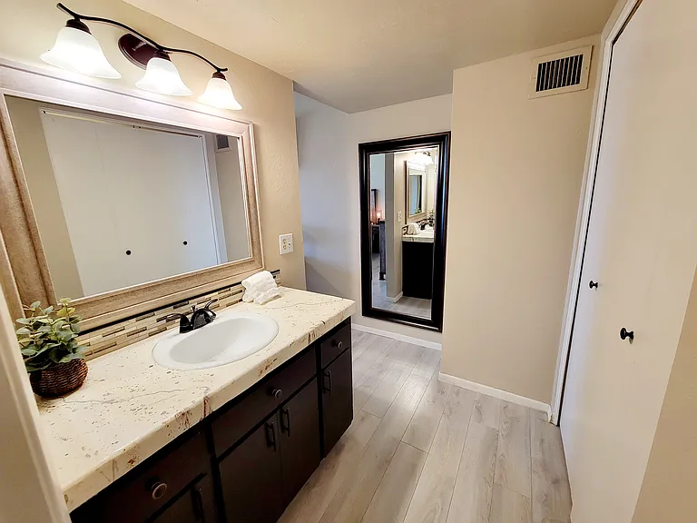 2490 W Yowell Ct #26 — Photo 13