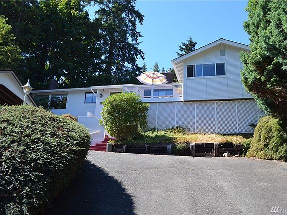 3rd image of 23214 74th Ave W