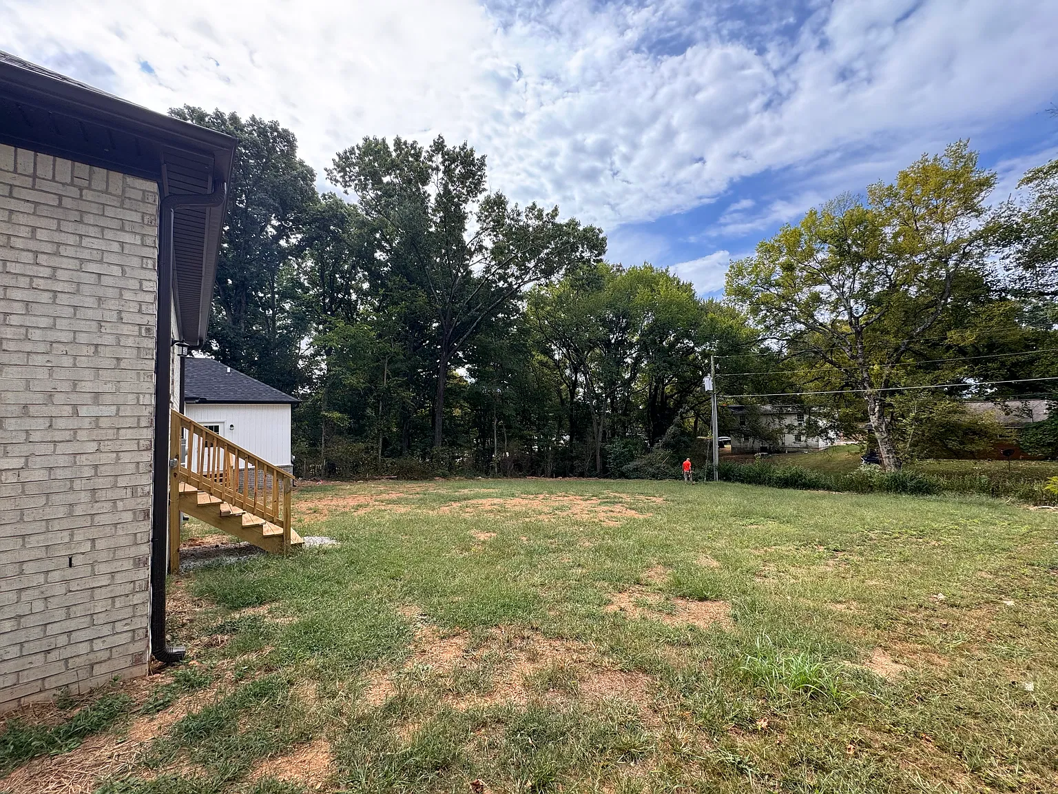 2 bed, 900 sqft, $1,500 — Photo 3