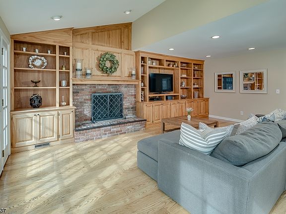 Light Filled Family Room