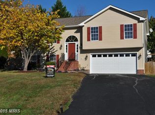 32 Ontell Ct, Stafford, VA 22554