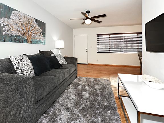 4th image of 3743 McLaughlin Ave APT 5