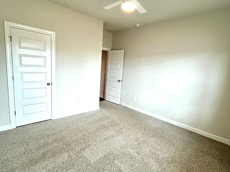 503 Yellowstone Trl — Photo 20