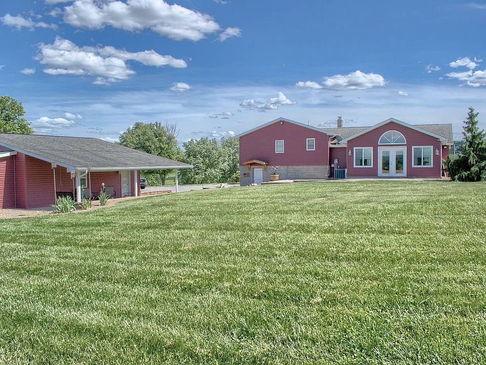 1st image of 3045 8th Street Dr