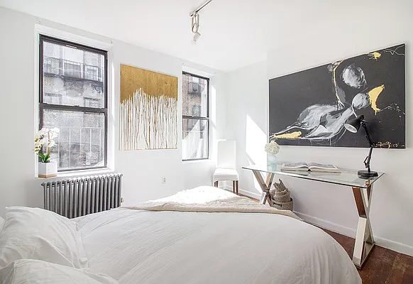 Sold by Compass | media 3