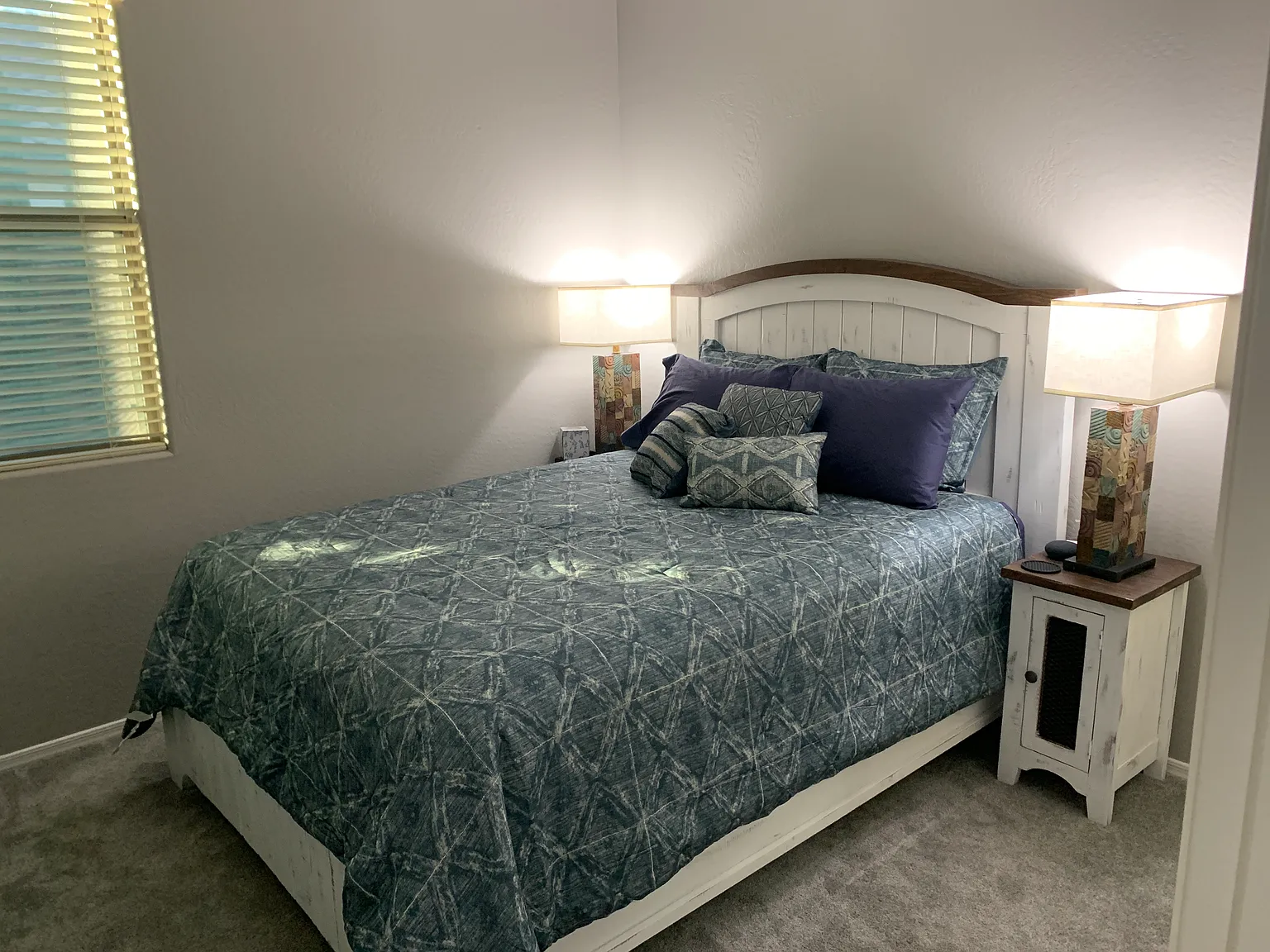 3 bed, 1900 sqft, $3,600 — Photo 2