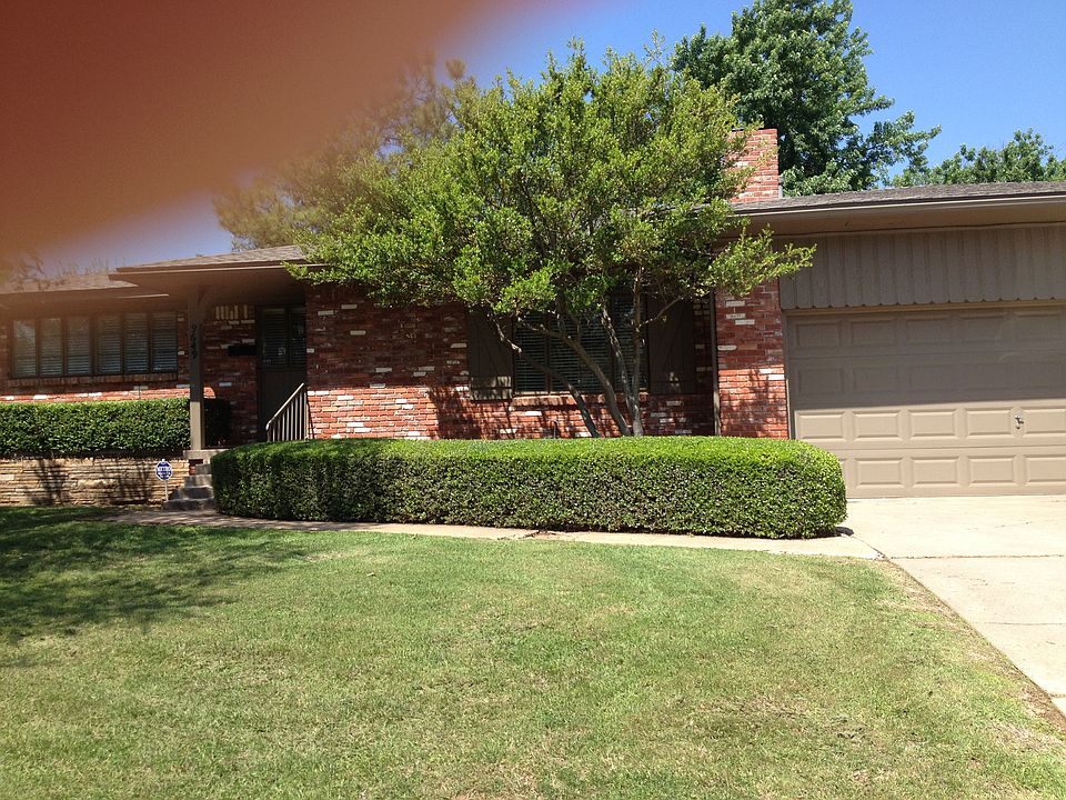 1st image of 9649 Village Dr