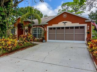 195 Hurst Rd NE, Palm Bay, FL 32907