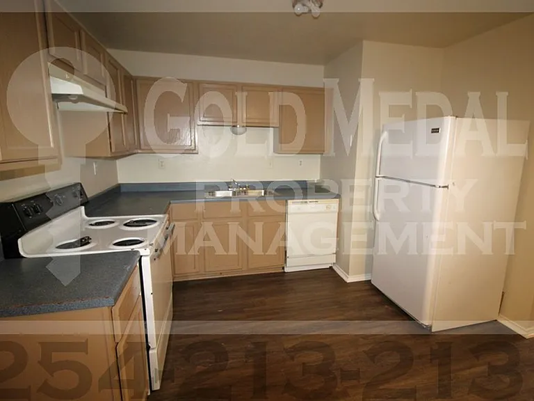 3402 Barcelona Dr — Photo 3