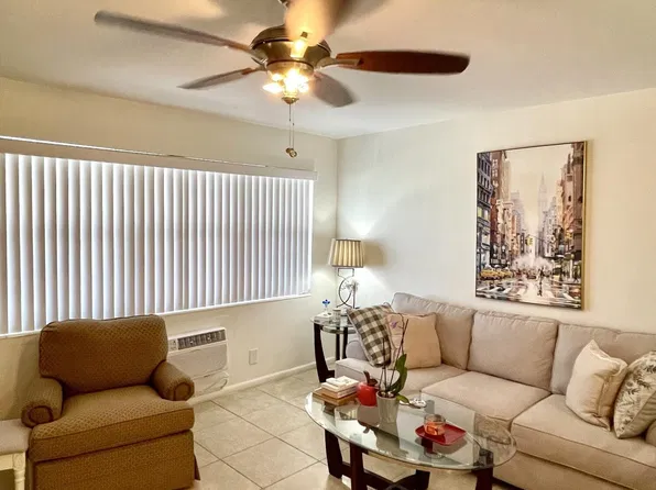 111 Kent G Street #111, West Palm Beach, FL 33417