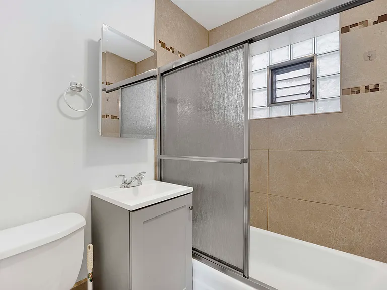 465 W 27th St #1F — Photo 15