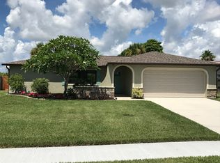2070 Porpoise St, Merritt Island, FL 32952