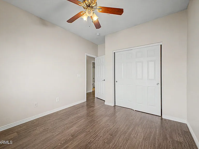 525 N Miller Rd #228 — Photo 23