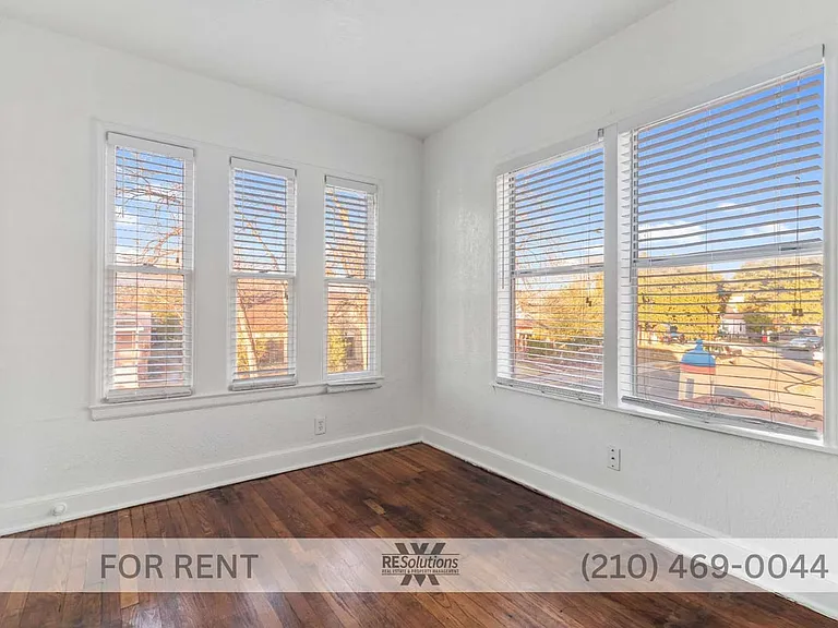 1630 W Rosewood Ave #C — Photo 8