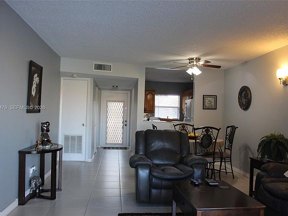 4th image of 9480 Sunrise Lakes Blvd APT 204