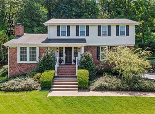 104 Scarborough Ln, Mc Murray, PA