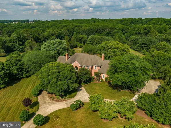 9465 Lovat Rd, Fulton, MD 20759