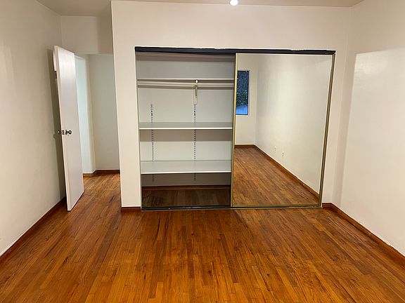 3rd image of 1111 18th St APT A