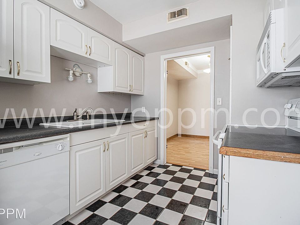 1st image of 3518 California St #15329181