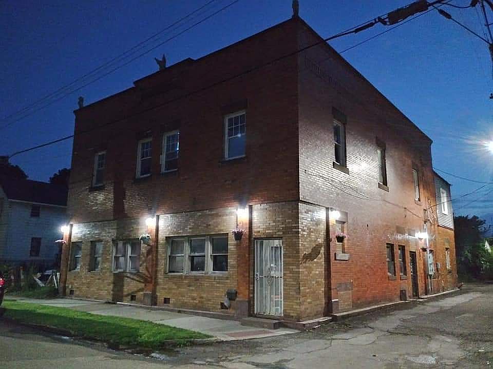 1st image of 3116 W 50th St