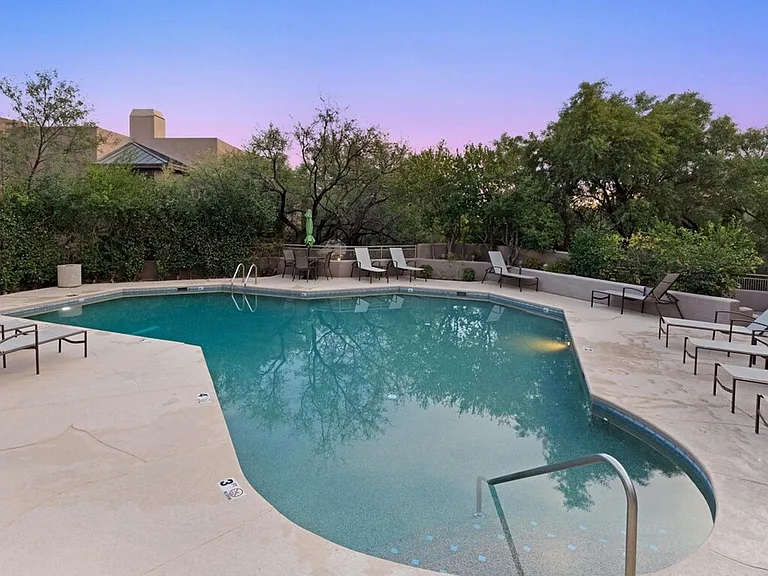 6655 N Canyon Crest Dr #ID1515885P — Photo 8