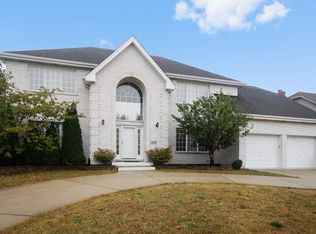 13031 Holmes Dr, Palos Park, IL 60464