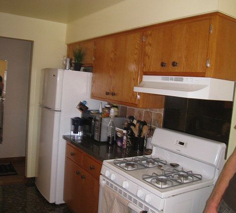 5th image of 3057 N Narragansett Ave APT 8